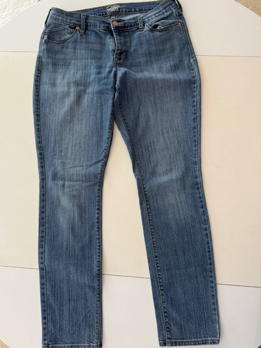 Old Navy The Flirt Jeans Womens Mid Rise Denim Blue Size 8
